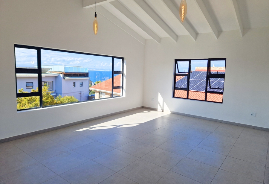 3 Bedroom Property for Sale in Wavecrest Eastern Cape